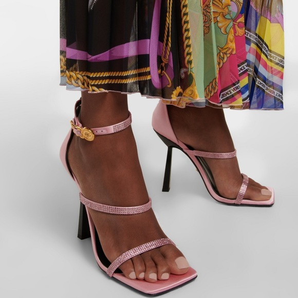 Fendi x Versace Pink Satin Crystal Embellished Ankle Strap Sandals - Picture 5 of 13